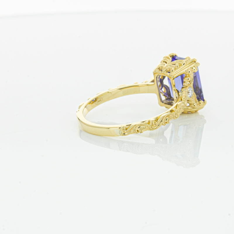 18ct Yellow Gold Tanzanite & Diamond Romanov Ring-Ring-Walker & Hall