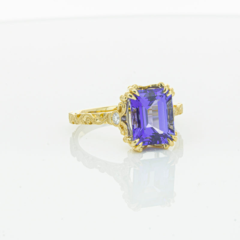 18ct Yellow Gold Tanzanite & Diamond Romanov Ring-Ring-Walker & Hall