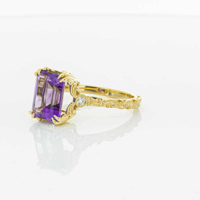18ct Yellow Gold Amethyst & Diamond Romanov Ring-Ring-Walker & Hall