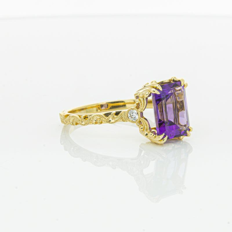 18ct Yellow Gold Amethyst & Diamond Romanov Ring-Ring-Walker & Hall