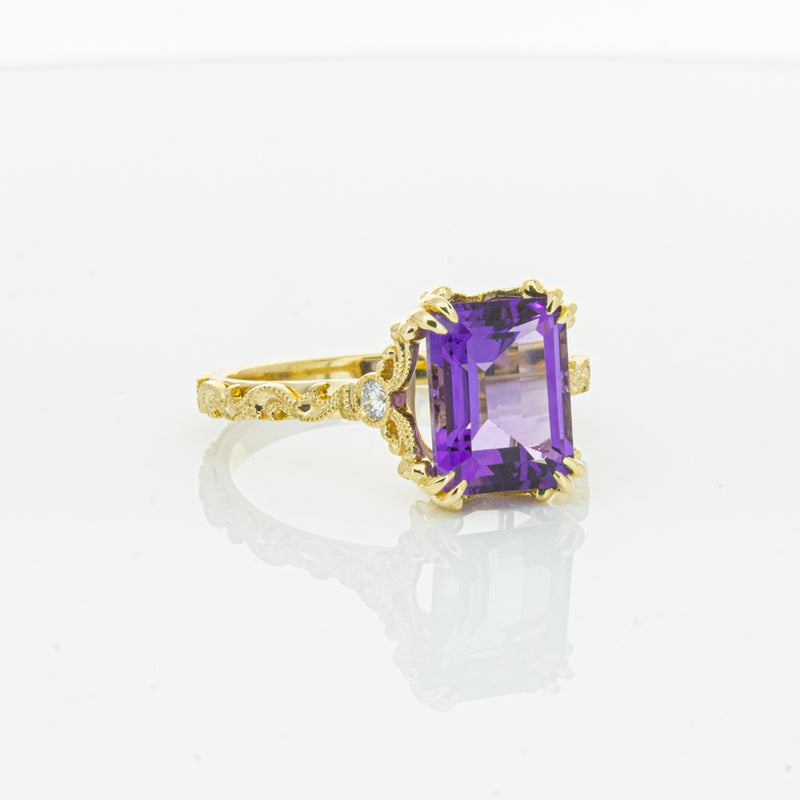 18ct Yellow Gold Amethyst & Diamond Romanov Ring-Ring-Walker & Hall
