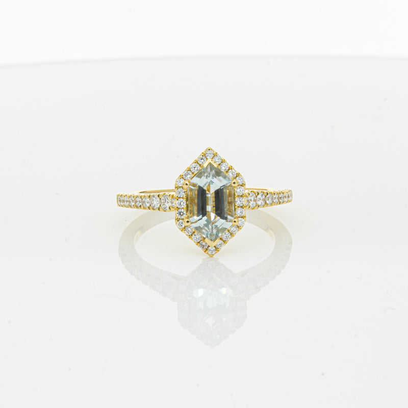 18ct Yellow Gold Aquamarine & Diamond Mini Sierra Ring-Ring-Walker & Hall
