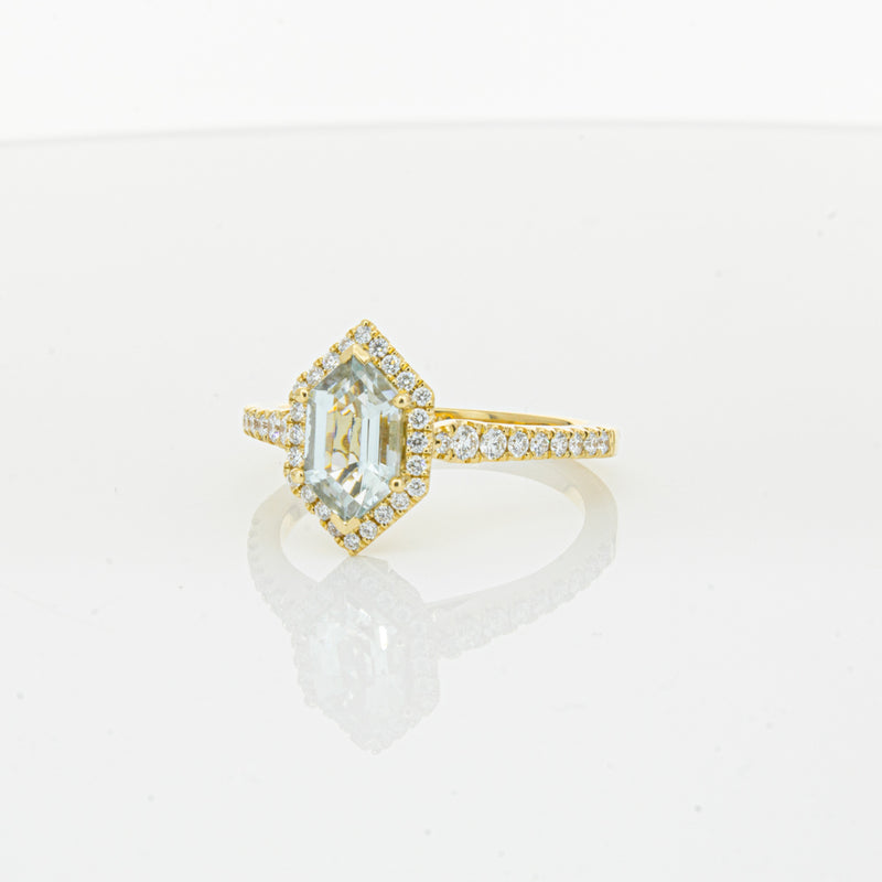 18ct Yellow Gold Aquamarine & Diamond Mini Sierra Ring-Ring-Walker & Hall