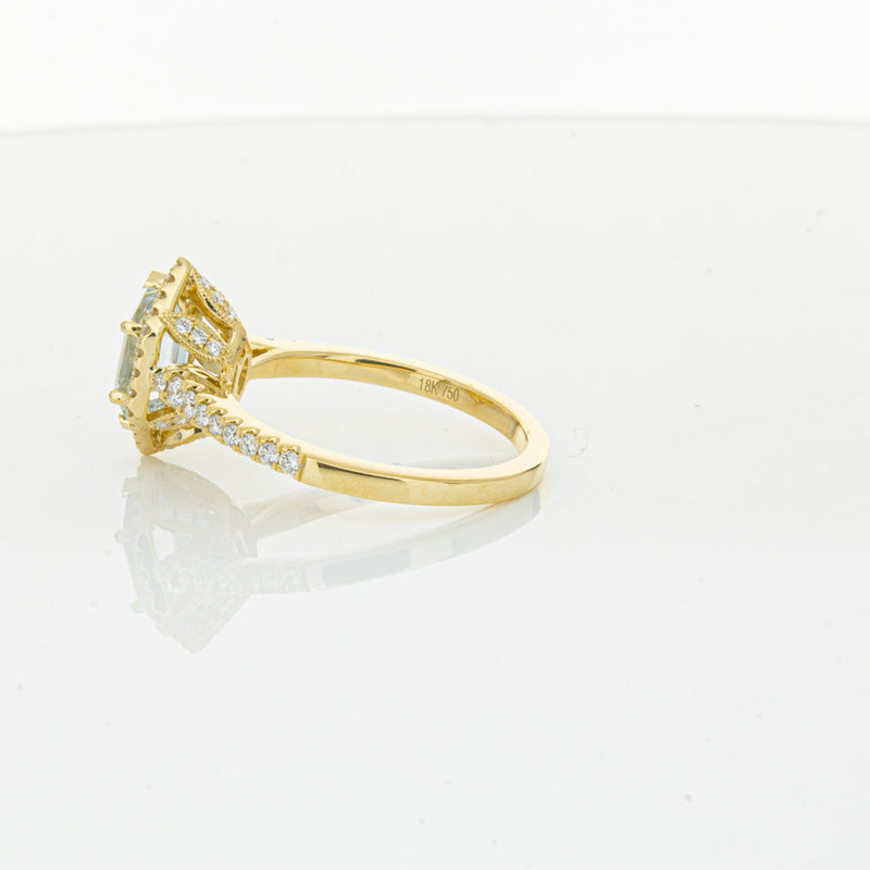 18ct Yellow Gold Aquamarine & Diamond Mini Sierra Ring-Ring-Walker & Hall