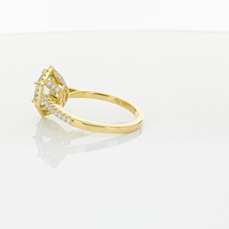 18ct Yellow Gold Aquamarine & Diamond Mini Sierra Ring-Ring-Walker & Hall