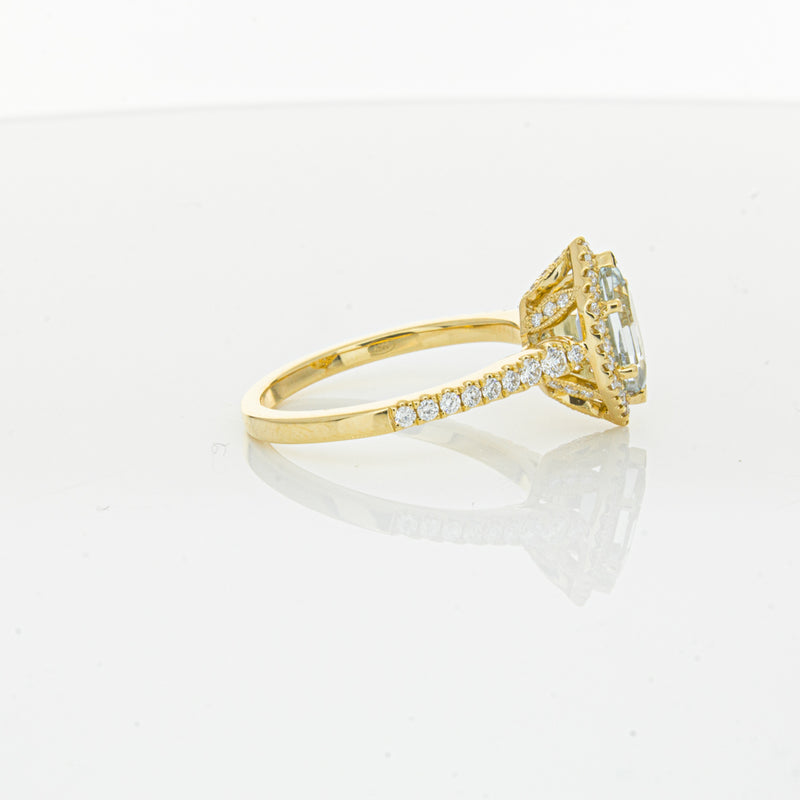 18ct Yellow Gold Aquamarine & Diamond Mini Sierra Ring-Ring-Walker & Hall