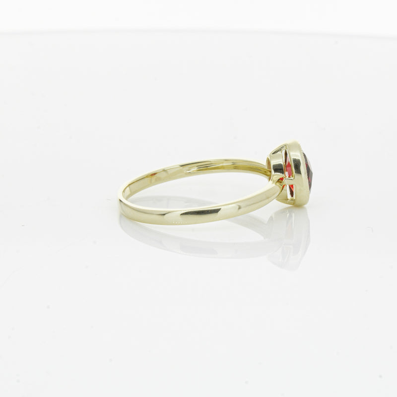 9ct Yellow Gold Garnet Saffron Ring-Ring-Walker & Hall