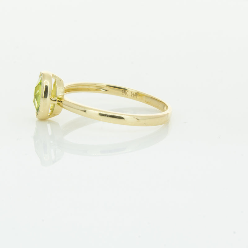 9ct Yellow Gold Peridot Lemongrass Ring-Ring-Walker & Hall