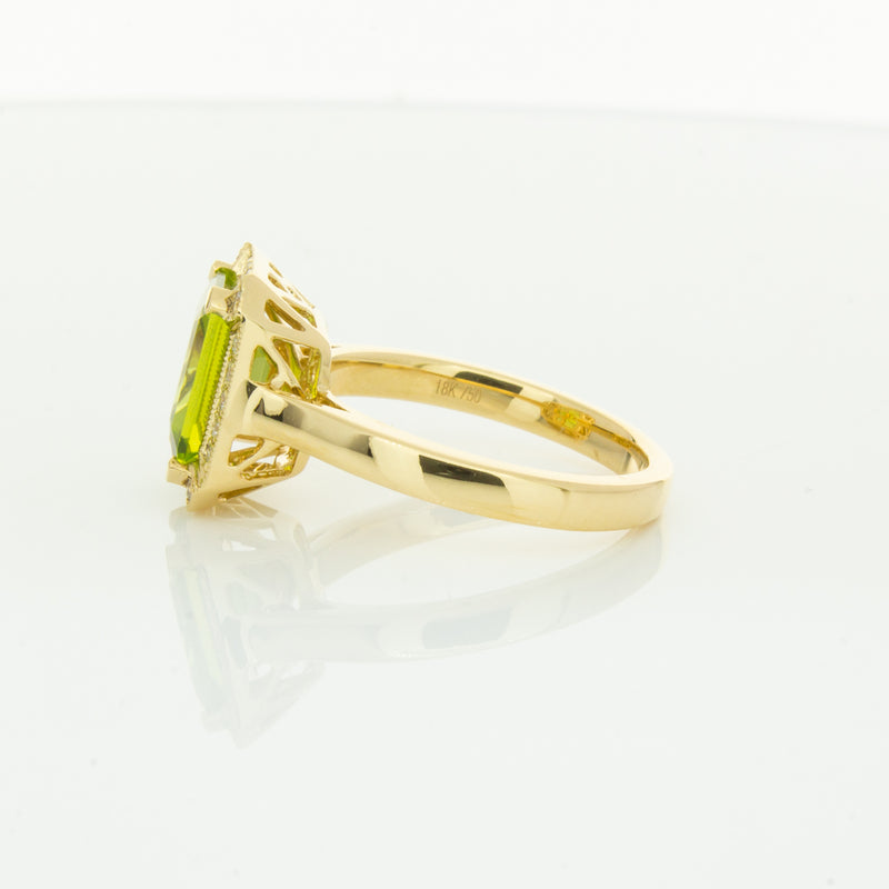 18ct Yellow Gold Peridot & Diamond Empire Ring-Ring-Walker & Hall