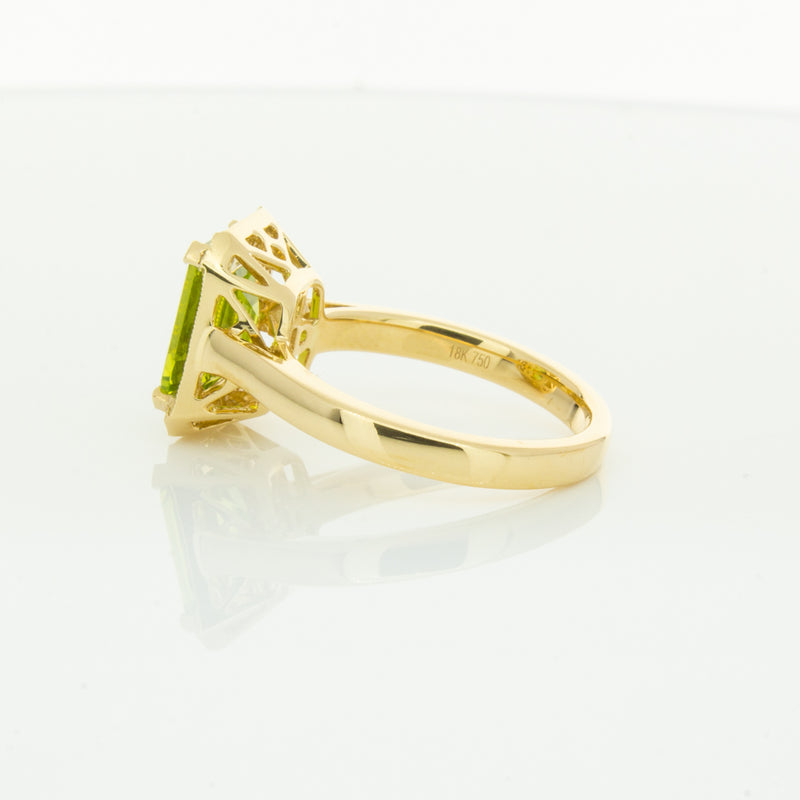 18ct Yellow Gold Peridot & Diamond Empire Ring-Ring-Walker & Hall