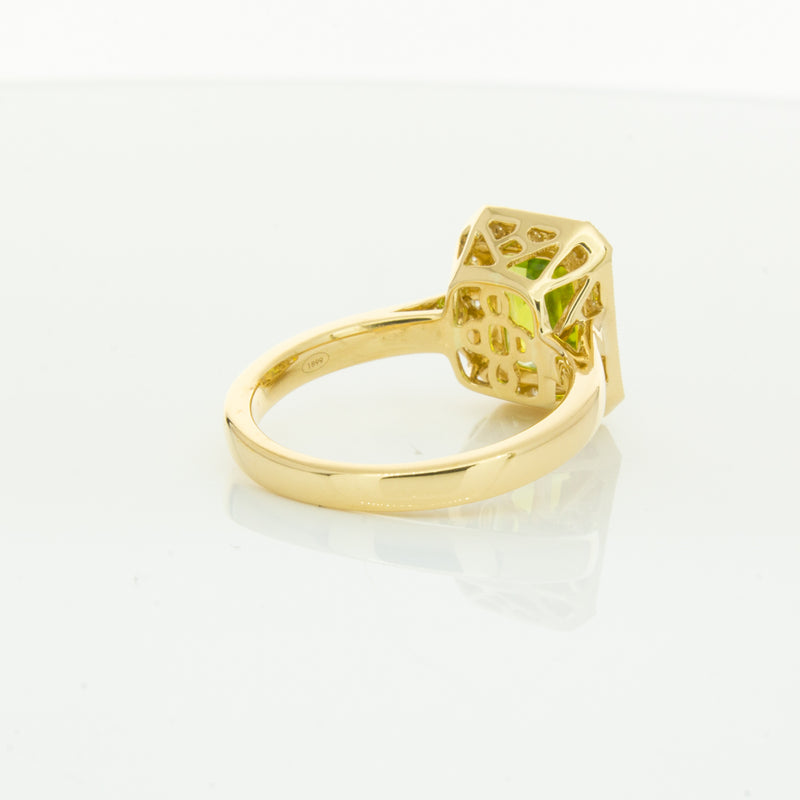 18ct Yellow Gold Peridot & Diamond Empire Ring-Ring-Walker & Hall