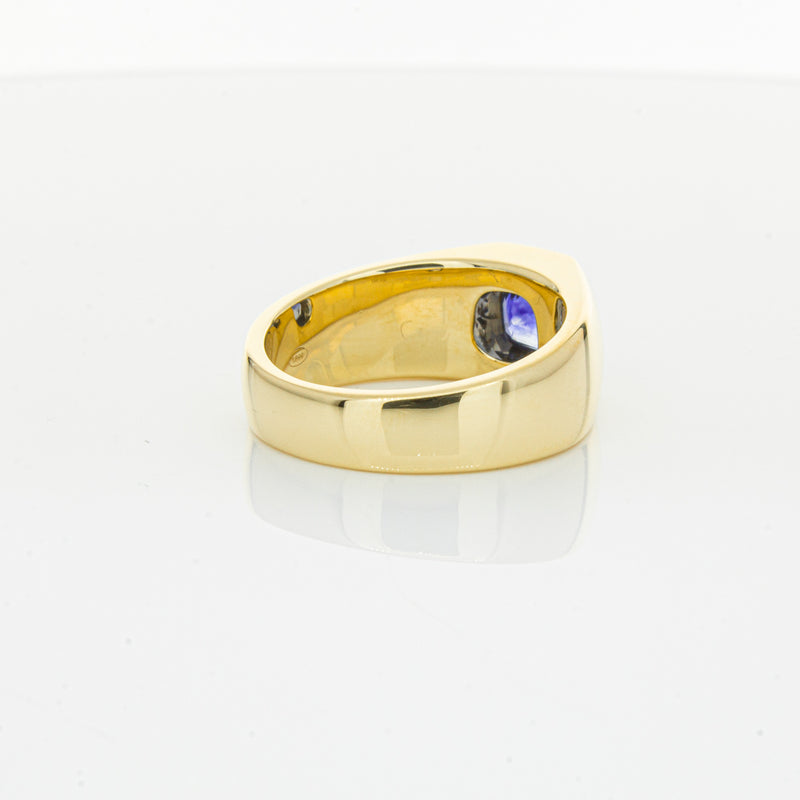 18ct Yellow Gold 1.32ct Sapphire Ring-Ring-Walker & Hall