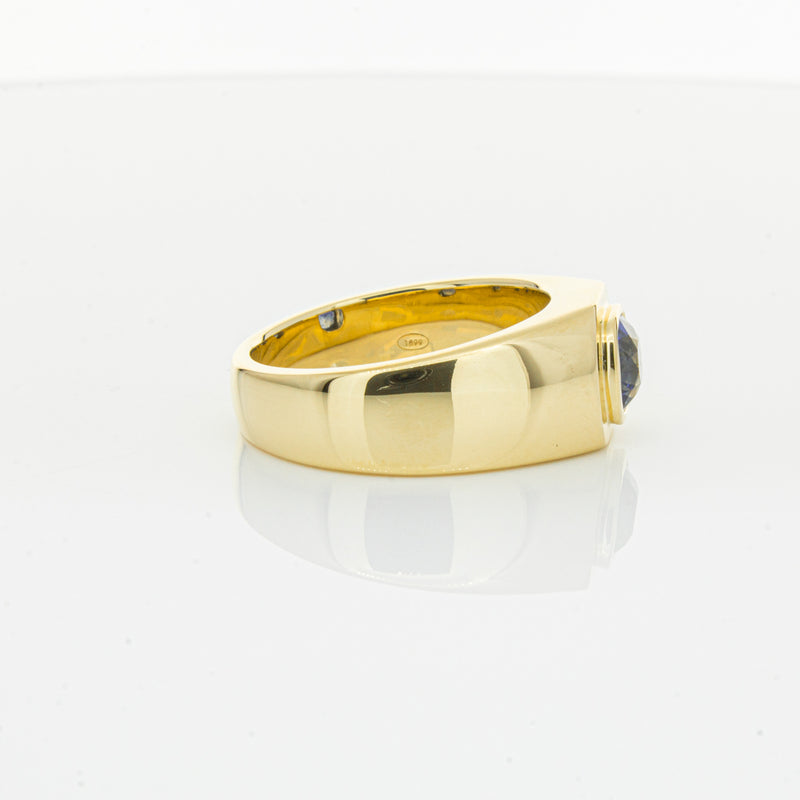 18ct Yellow Gold 1.32ct Sapphire Ring-Ring-Walker & Hall