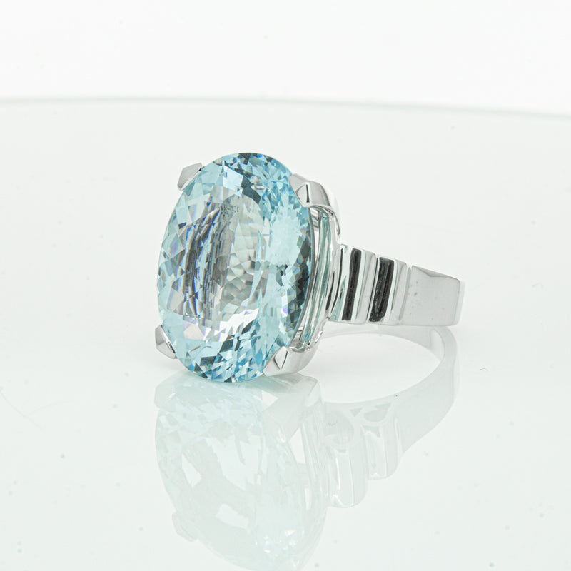 9ct White Gold Aquamarine Ring-Ring-Walker & Hall