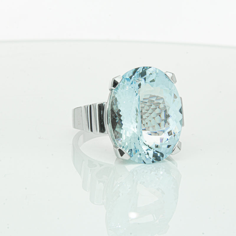 9ct White Gold Aquamarine Ring-Ring-Walker & Hall