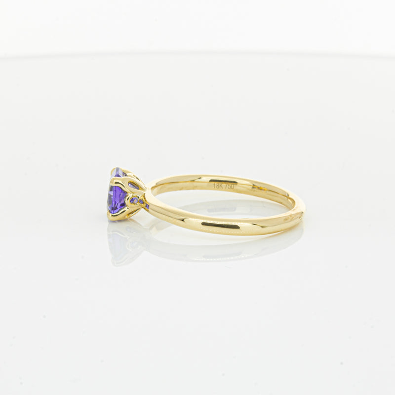 18ct Yellow Gold Tanzanite Mini Octavia Ring-Ring-Walker & Hall