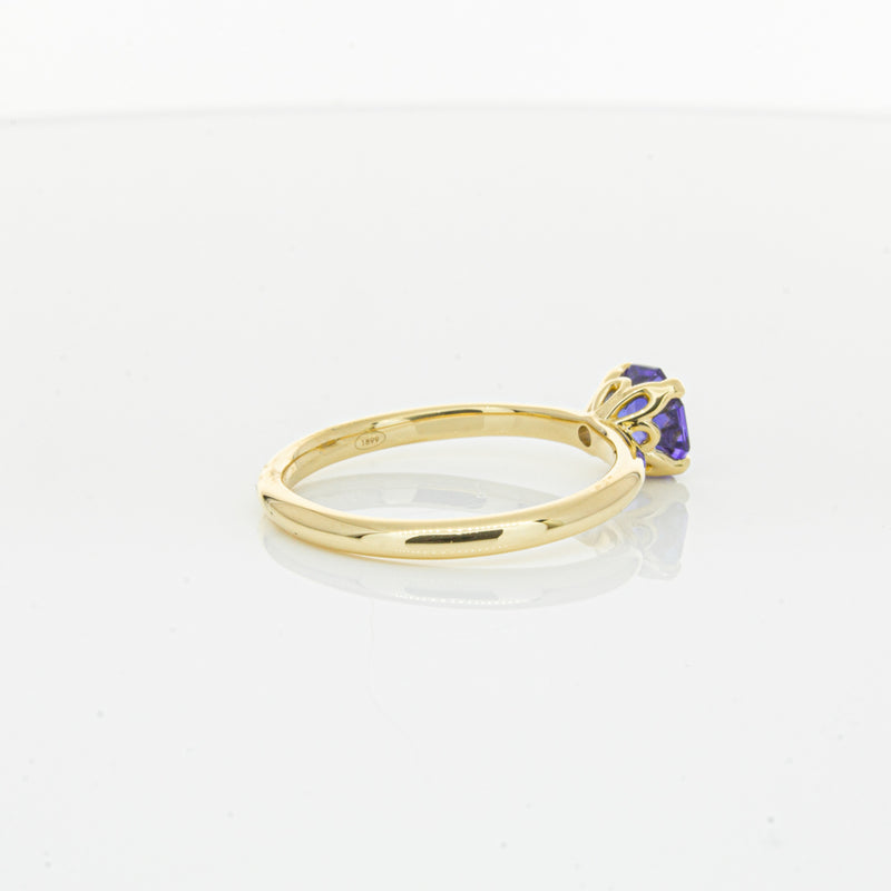 18ct Yellow Gold Tanzanite Mini Octavia Ring-Ring-Walker & Hall