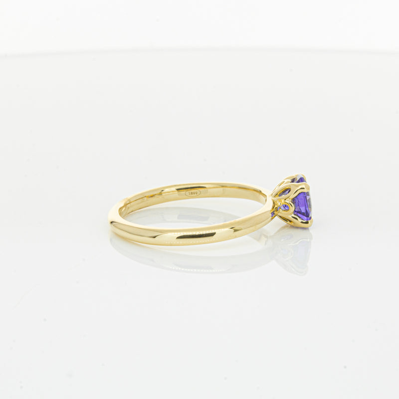18ct Yellow Gold Tanzanite Mini Octavia Ring-Ring-Walker & Hall