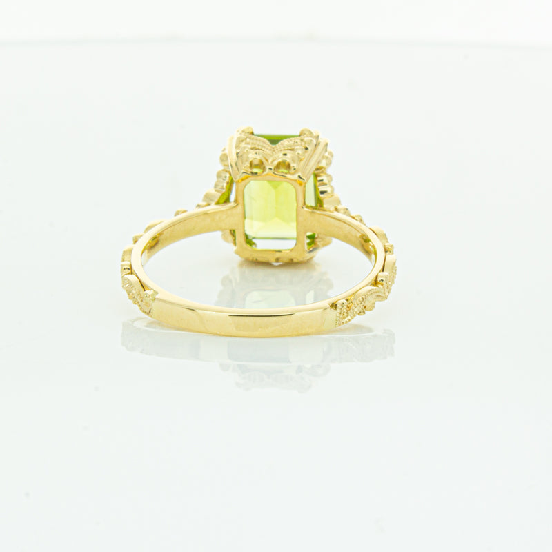 18ct Yellow Gold Peridot & Diamond Romanov Ring-Ring-Walker & Hall