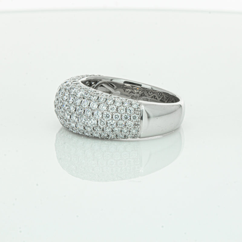 18ct White Gold 1.89ct Diamond Band-Ring-Walker & Hall