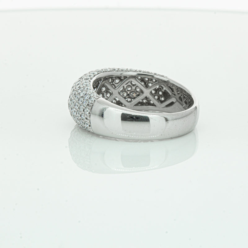 18ct White Gold 1.89ct Diamond Band-Ring-Walker & Hall