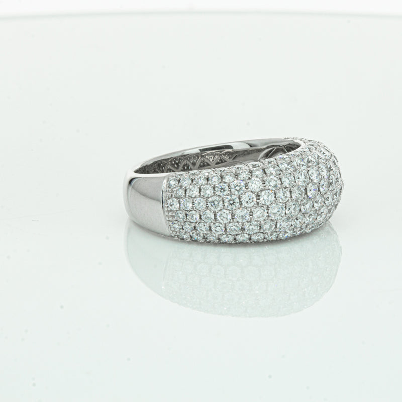 18ct White Gold 1.89ct Diamond Band-Ring-Walker & Hall