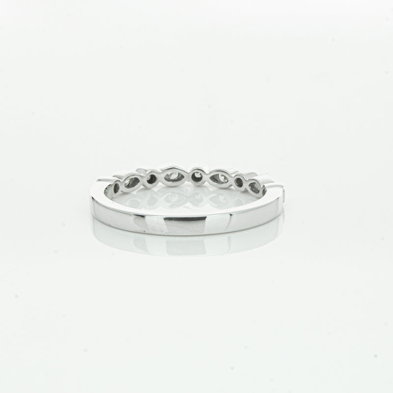 18ct White Gold Diamond Aura Ring-Ring-Walker & Hall