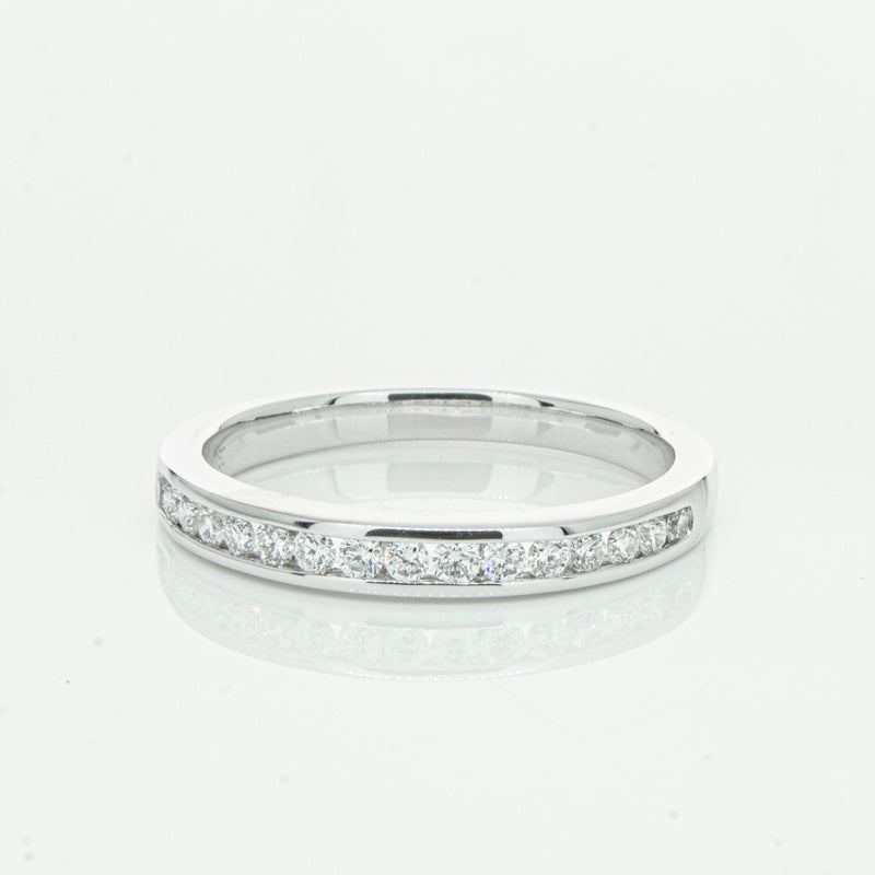 18ct White Gold .28ct Diamond Avalon Band-Ring-Walker & Hall