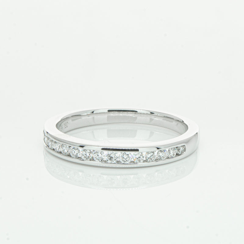 18ct White Gold .28ct Diamond Avalon Band-Ring-Walker & Hall