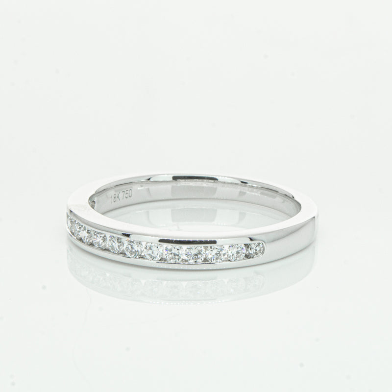 18ct White Gold .28ct Diamond Avalon Band-Ring-Walker & Hall