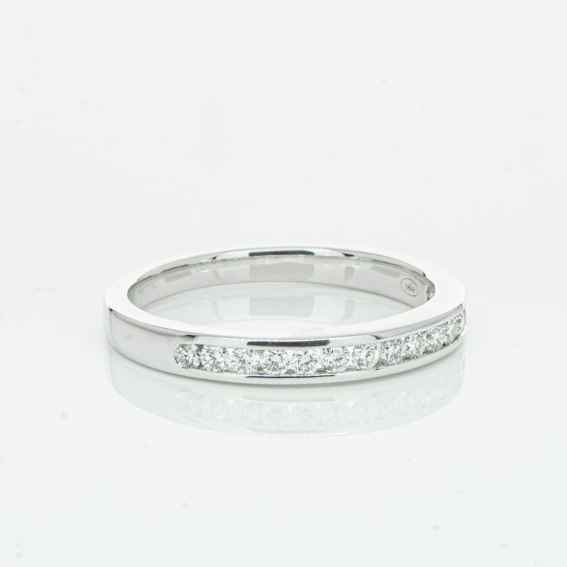 18ct White Gold .28ct Diamond Avalon Band-Ring-Walker & Hall