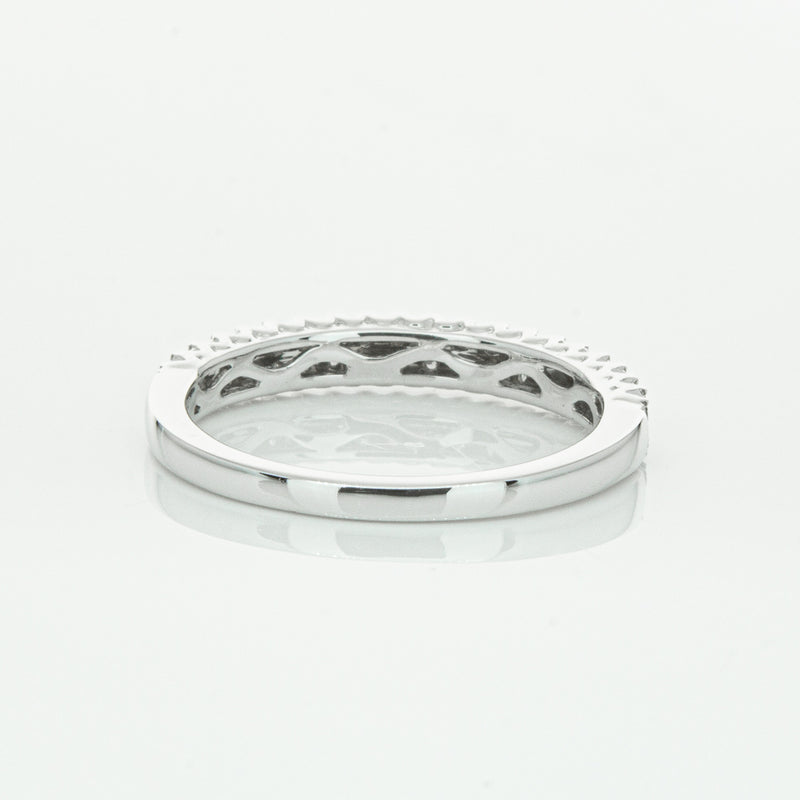 14ct White Gold Diamond Lumiere Band-Ring-Walker & Hall