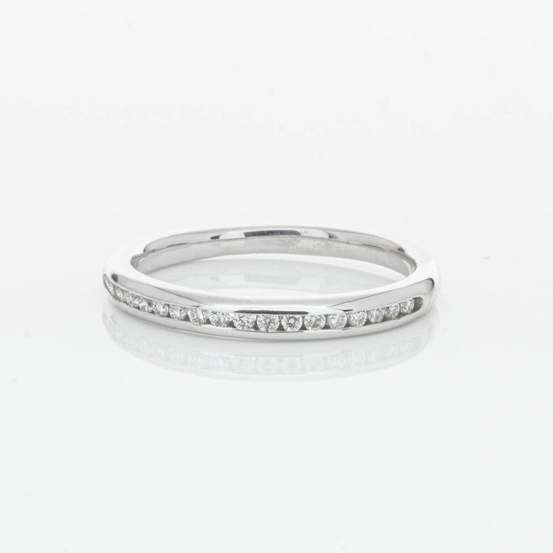 14ct White Gold Diamond Vida Band-Ring-Walker & Hall