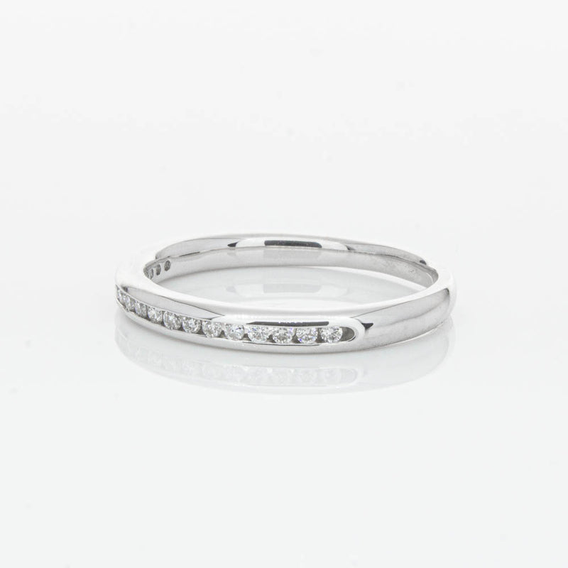 14ct White Gold Diamond Vida Band-Ring-Walker & Hall
