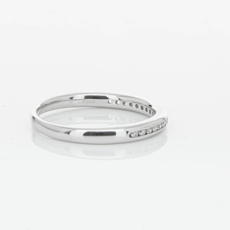 14ct White Gold Diamond Vida Band-Ring-Walker & Hall
