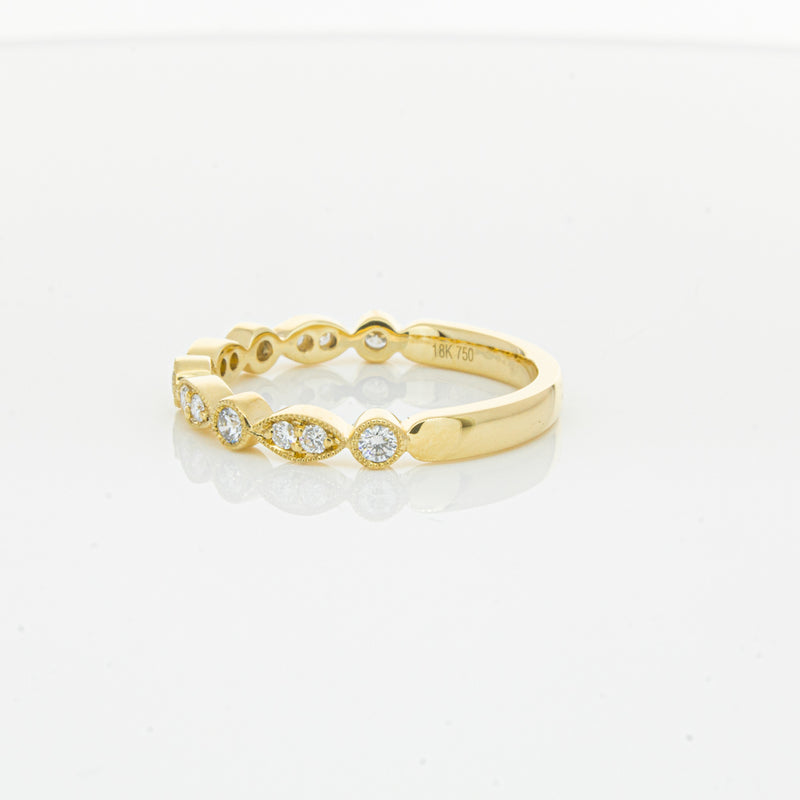 18ct Yellow Gold Diamond Marquise Shaped Band-Ring-Walker & Hall