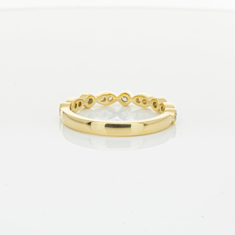 18ct Yellow Gold Diamond Marquise Shaped Band-Ring-Walker & Hall