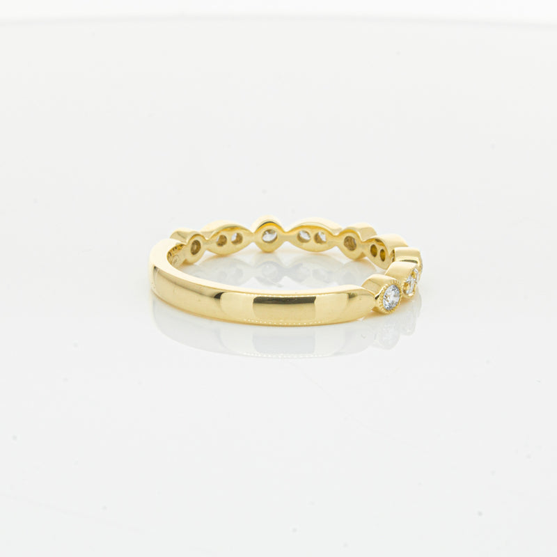 18ct Yellow Gold Diamond Marquise Shaped Band-Ring-Walker & Hall