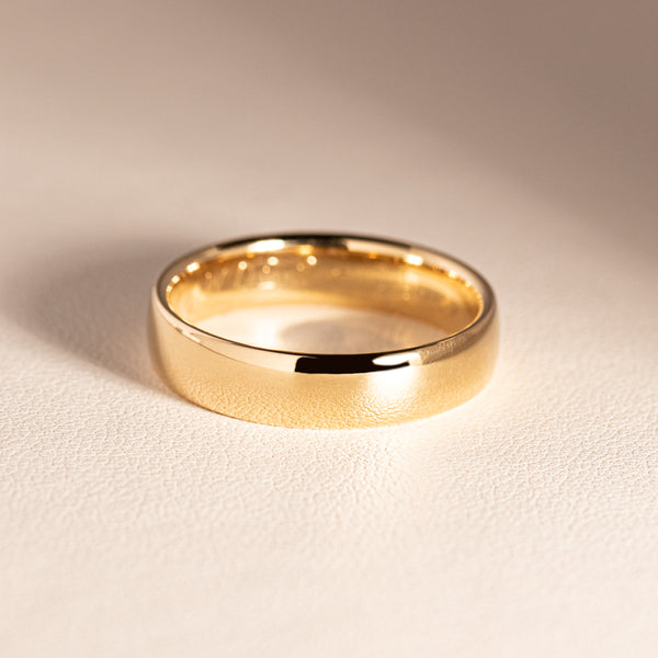 9ct Yellow Gold 5mm Band - Walker & Hall