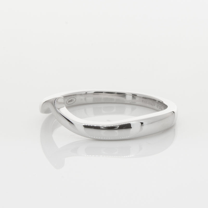 18ct White Gold Fitted Solstice Band-Ring-Walker & Hall