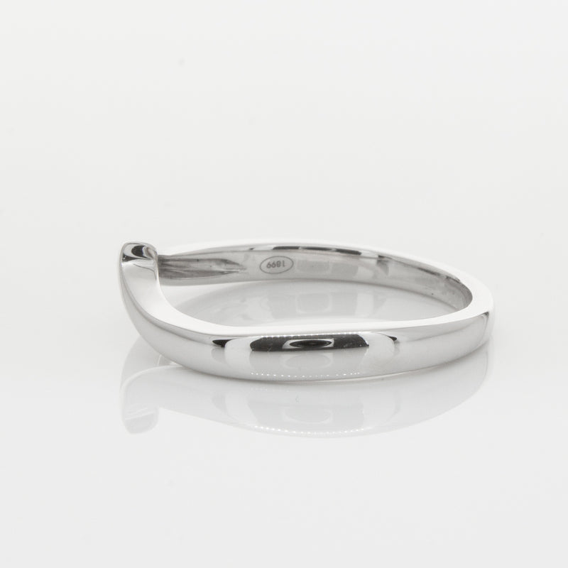 18ct White Gold Fitted Solstice Band-Ring-Walker & Hall