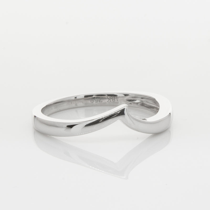 18ct White Gold Fitted Solstice Band-Ring-Walker & Hall