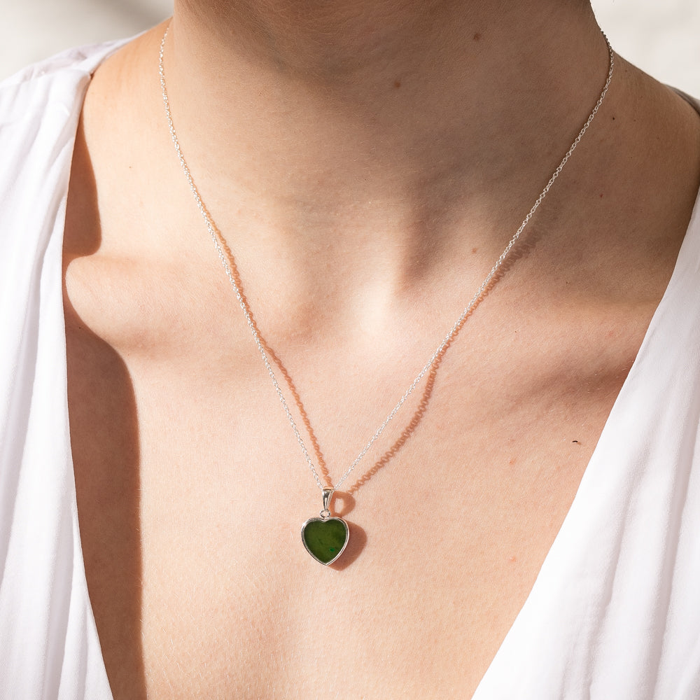 Pounamu heart necklace Clearance