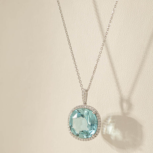18ct White Gold 7.50ct Aquamarine & Diamond Pendant - Necklace - Walker & Hall