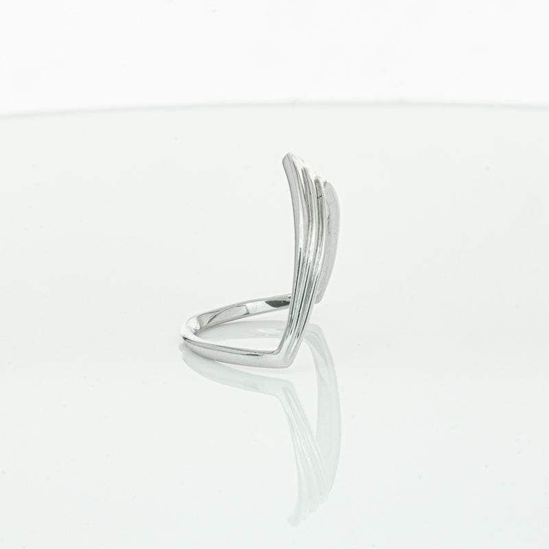 Sterling Silver V shaped Ring-Ring-Walker & Hall