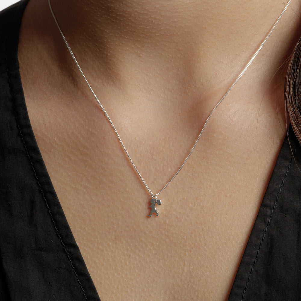 Karen walker runaway girl necklace Clearance